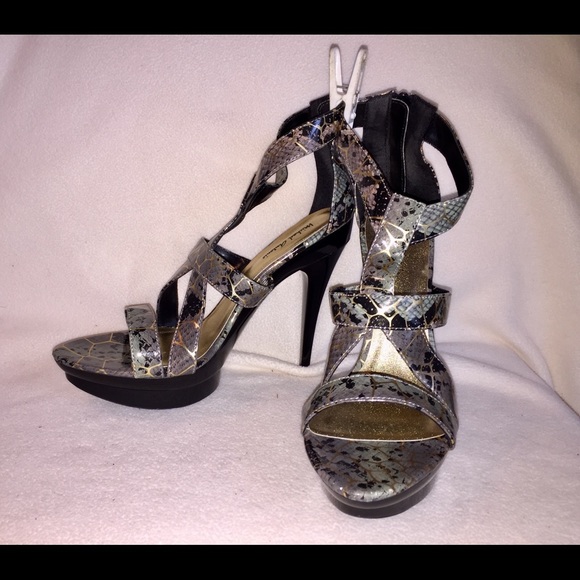 Michael Antonio Platform Stilettos - Picture 3 of 8
